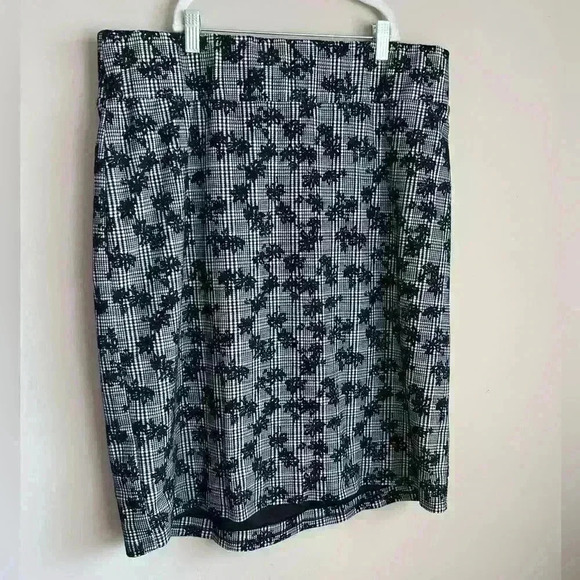 41 Hawthorn Camellia Textured Knit Pencil skirt Women’s 1X - Picture 1 of 3